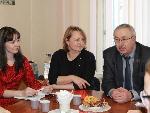 Анатолий Суворов провел парламентский урок для барнаульских школьников