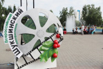 Короткометражные фильмы Шукшинского кинофестиваля покажут на открытой площадке в Барнауле