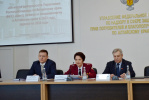 Владимир Лещенко поблагодарил сотрудников регионального Управления Роспотребнадзора за помощь в сбережении здоровья населения