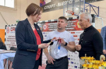 Татьяна Ильюченко поздравила победителей краевого турнира по самбо среди сельских спортсменов
