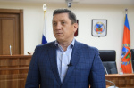 На сайте АКЗС проходит интернет-конференция председателя комитета по строительству, ЖКХ, транспорту и связи Игоря Панарина