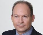 Дмитрий Аганов вступил в ряды сторонников «Единой России» - накануне он написал заявление в барнаульское отделение партии. 