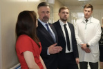 Григорий Бахтин оценил работу реабилитационного отделения в Центральной городской больнице Бийска