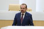 По инициативе Сергея Белоусова Совет Федерации скорректировал порядок применения пестицидов и агрохимикатов с учетом состояния плодородия земель