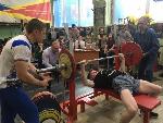При поддержке Андрея Абрамова в Бийске прошли региональные соревнования по жиму штанги лежа
