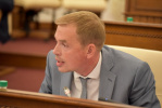 Александр Молотов: 78% школьников Алтайского края учатся в первую смену