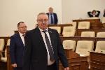 Анатолий Суворов обсудил, как идет работа с обращениями избирателей в Ленинском районе Барнаула