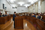 Накануне сессии в АКЗС прошли заседания комитетов и фракций