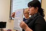 Пробный ЕГЭ сдали депутаты АКЗС вместе с министром образования, родителями выпускников и журналистами