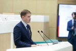 Артем Сафонов представил в Палате молодых законодателей закинициативу по созданию системы передвижных аптек 