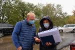 Андрей Абрамов оценил ход капремонта кровли многоквартирного дома в Бийске
