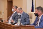 Депутаты «Единой России» на заседании фракции подняли кадровые вопросы в сфере образования