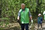 Депутаты приняли участие в субботнике в барнаульском парке «Юбилейный»