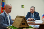 Алтайский предприниматель представил инновационную технологию строительства Александру Романенко
