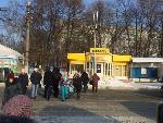 Анатолий Суворов помог в установке светофора на аварийном перекрестке Барнаула