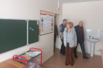 Ирина Солнцева оценила, как преобразилась школа в селе Буканское Мамонтовского района после капитального ремонта
