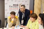Губернатор Виктор Томенко и председатель АКЗС Александр Романенко поздравили жителей края с Днем российского предпринимательства