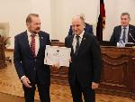 Глава Барнаула и депутат АКЗС поощрены наградами Совета Федерации