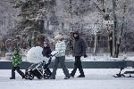 Семьи с детьми до семи лет включительно получат дополнительную выплату к Новому году