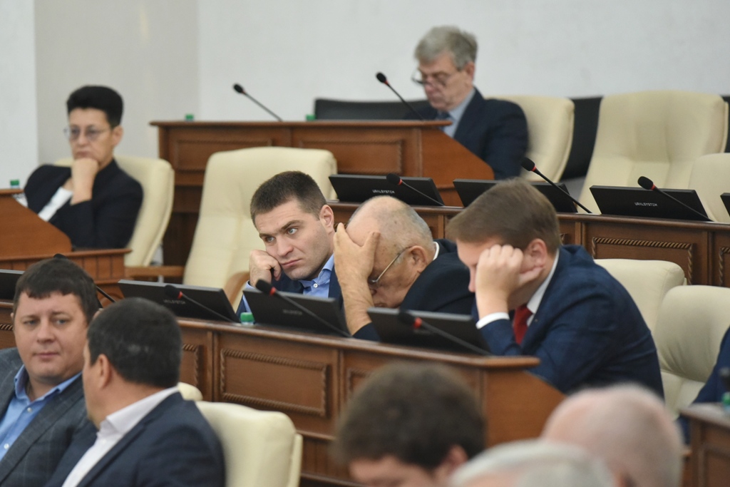 депутаты алтайского законодательного собрания