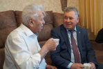Александр Романенко поздравил с Новым годом ветеранов Великой Отечественной войны 