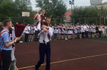 Александр Молотов поздравил барнаульских выпускников с последним звонком 