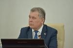 Спикер парламента попросил председателей комитетов контролировать ситуацию по всем направлениям экономики и социальной сферы