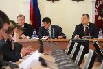 Фракция «Единая Россия» обсудила вопросы предстоящей сессии АКЗС