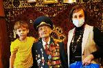 Ветераны Великой Отечественной войны получили новогодние поздравления от депутатов
