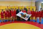 Александр Романенко встретился с юными спортсменами, которые представят Алтайский край на турнире Всероссийской школьной лиги самбо в Томске