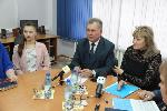 Реальный рост зарплат учителей Александр Романенко оценил на примере барнаульского лицея №3