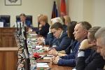 Депутаты обсудили кадровое обеспечение системы здравоохранения региона 