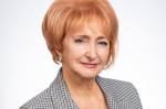 Ирина Солнцева рассказала о социальных инициативах, принятых в 2023 году
