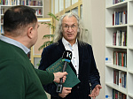 Презентация книги «Гордость Алтая – люди» о Почетных гражданах региона