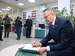 Презентация книги «Гордость Алтая – люди» о Почетных гражданах региона