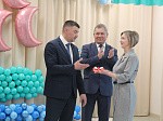 Губернатор Виктор Томенко, заместитель Генпрокурора РФ Дмитрий Демешин и спикер АКЗС Александр Романенко открыли детский сад в Первомайском районе