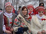 В День народного единства в Барнауле открыли стелу «Город трудовой доблести»