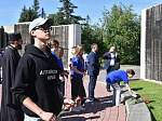 В День памяти и скорби депутаты АКЗС возложили цветы к Мемориалу славы в Барнауле