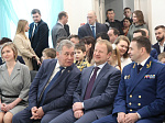 Губернатор Виктор Томенко, заместитель Генпрокурора РФ Дмитрий Демешин и спикер АКЗС Александр Романенко открыли детский сад в Первомайском районе