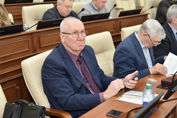 заксобрание тувы. алтайские депутаты. депутат по алтайскому краю. фотография законодательного собрания в алтайском крае. депутаты акзс.